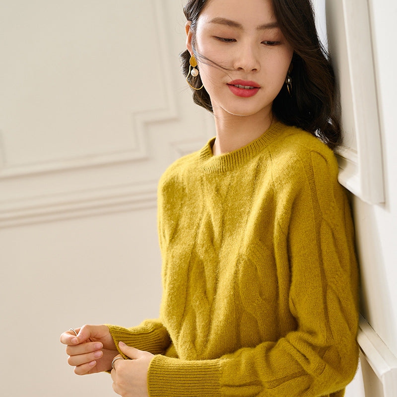 New Round Neck Thickened Cashmere Sweater Women's Twist Loose Lazy Style Cashmere Sweater